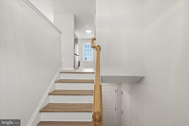 224 FORD CIR, Inwood, WV 25428