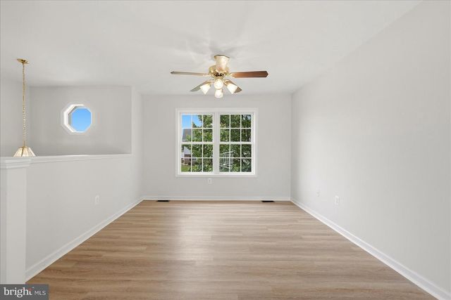 224 FORD CIR, Inwood, WV 25428