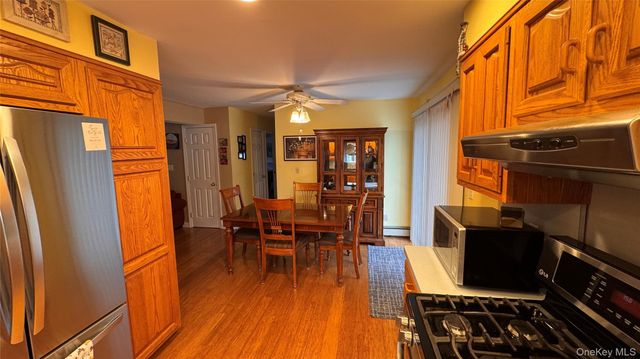 493 Kell Place, Seaford, NY 11783