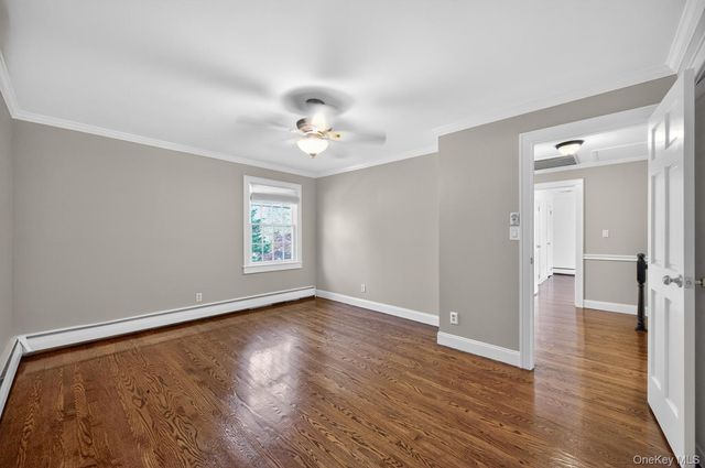 5 Longview Court, Huntington, NY 11743