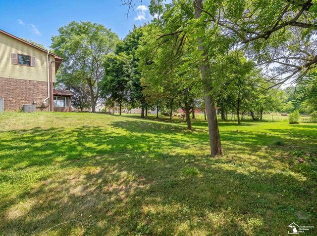 1902 S Raisinville Road, Raisinville Twp, MI 48161