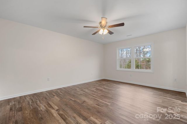 3723 Franklin Court, Newton, NC 28658