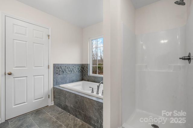 3723 Franklin Court, Newton, NC 28658