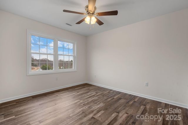 3723 Franklin Court, Newton, NC 28658