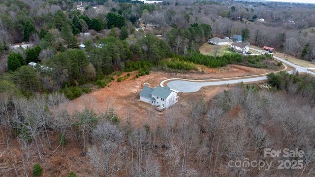 3723 Franklin Court, Newton, NC 28658