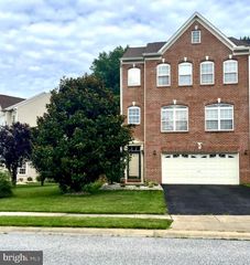 1 JASMINE DR, Bear, DE 19701