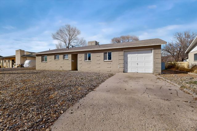 1324 Dona Avenue, Grants, NM 87020