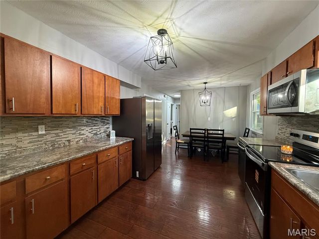 1141 Warren Street, Jerseyville, IL 62052