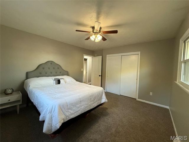 1141 Warren Street, Jerseyville, IL 62052