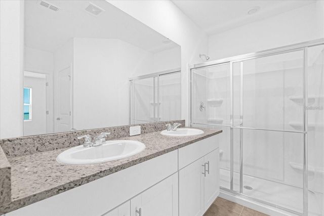 5647 NISPERO WAY, Kissimmee, FL 34758