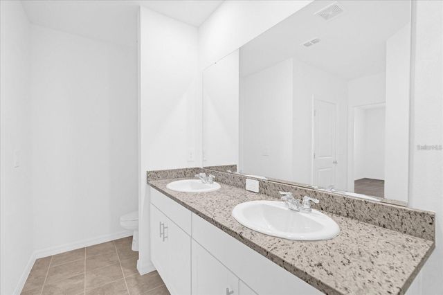 5647 NISPERO WAY, Kissimmee, FL 34758