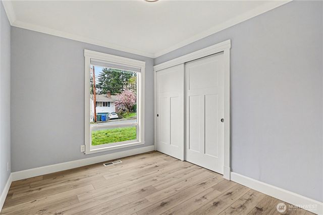 1217 150th Avenue SE, Bellevue, WA 98007