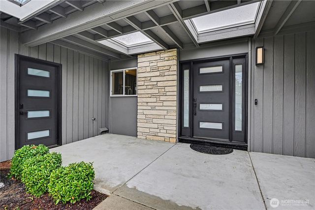 1217 150th Avenue SE, Bellevue, WA 98007