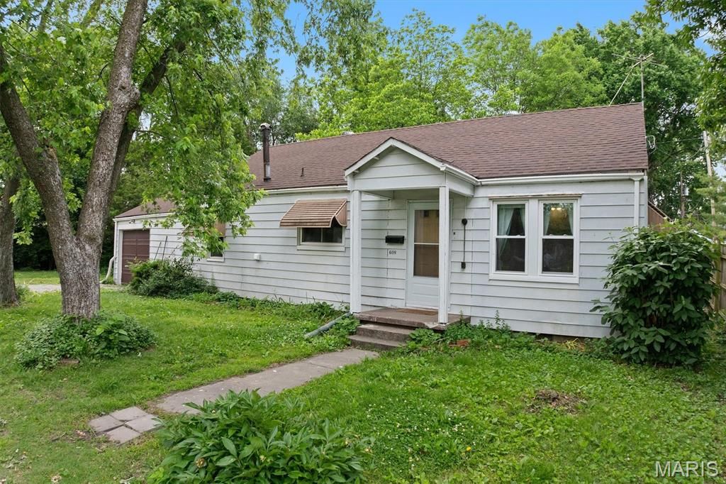 608 N 4th Street, Dupo, IL 62239