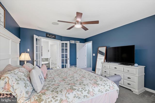 44 SILVER DR, Elizabethtown, PA 17022