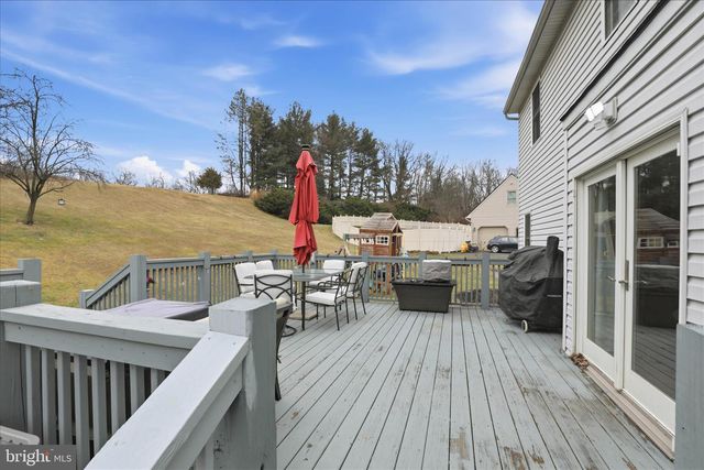 44 SILVER DR, Elizabethtown, PA 17022