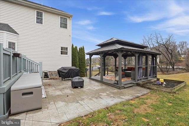 44 SILVER DR, Elizabethtown, PA 17022