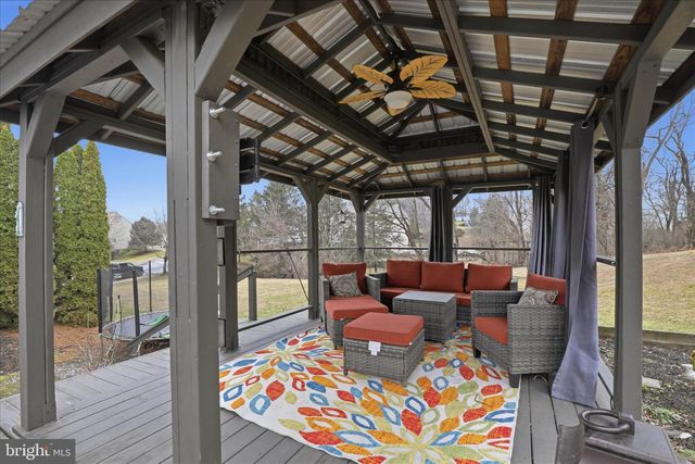 44 SILVER DR, Elizabethtown, PA 17022