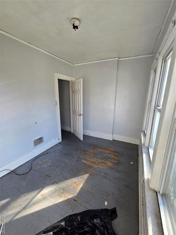 2691 Pasadena Street, Detroit, MI 48238