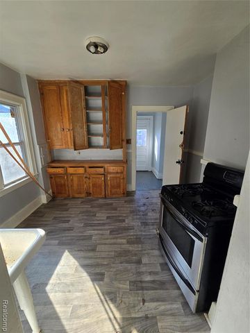 2691 Pasadena Street, Detroit, MI 48238