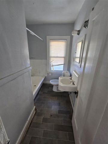 2691 Pasadena Street, Detroit, MI 48238