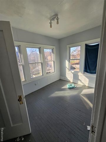 2691 Pasadena Street, Detroit, MI 48238