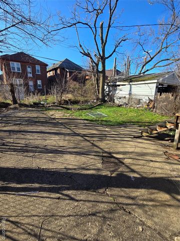 2691 Pasadena Street, Detroit, MI 48238