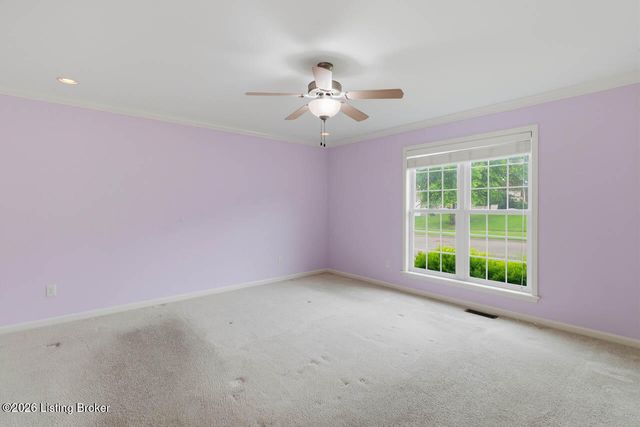9015 Pinnacle Place Dr, Louisville, KY 40272