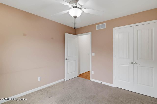 9015 Pinnacle Place Dr, Louisville, KY 40272