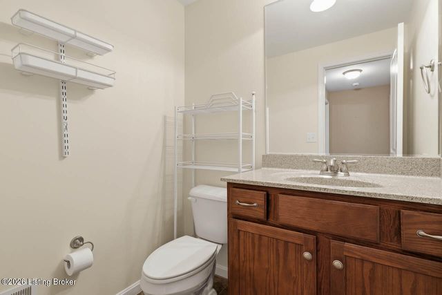 9015 Pinnacle Place Dr, Louisville, KY 40272