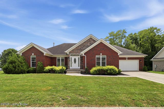 9015 Pinnacle Place Dr, Louisville, KY 40272