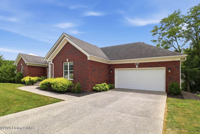 9015 Pinnacle Place Dr, Louisville, KY 40272