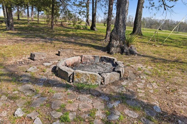 557 Hagewood Lane, Theodosia, MO 65761