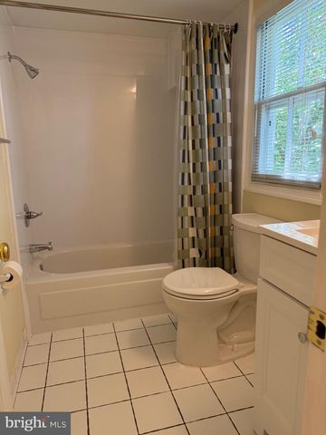1012 QUEEN ST, Alexandria, VA 22314
