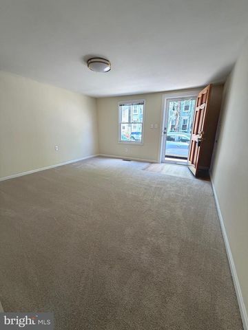 1012 QUEEN ST, Alexandria, VA 22314