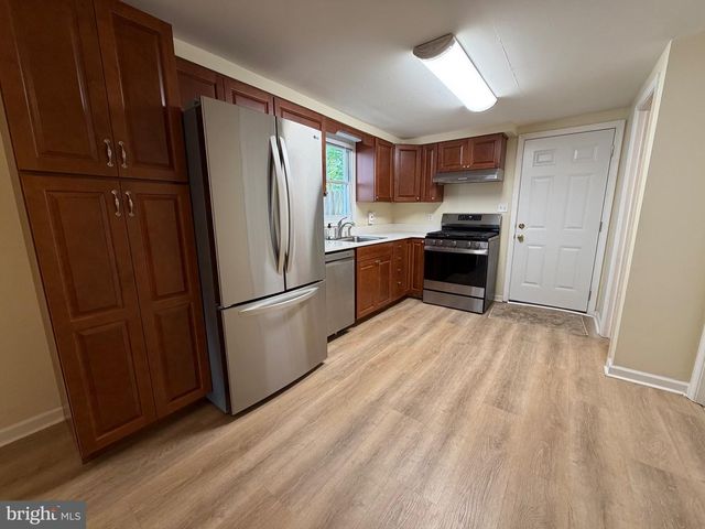 1012 QUEEN ST, Alexandria, VA 22314