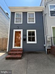 1012 QUEEN ST, Alexandria, VA 22314