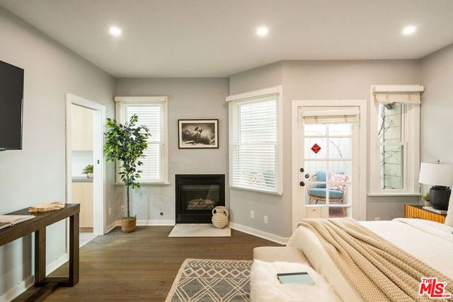 2622 2nd Street 2, Santa Monica, CA 90405