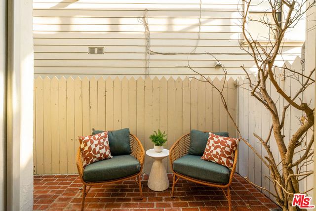 2622 2nd Street 2, Santa Monica, CA 90405