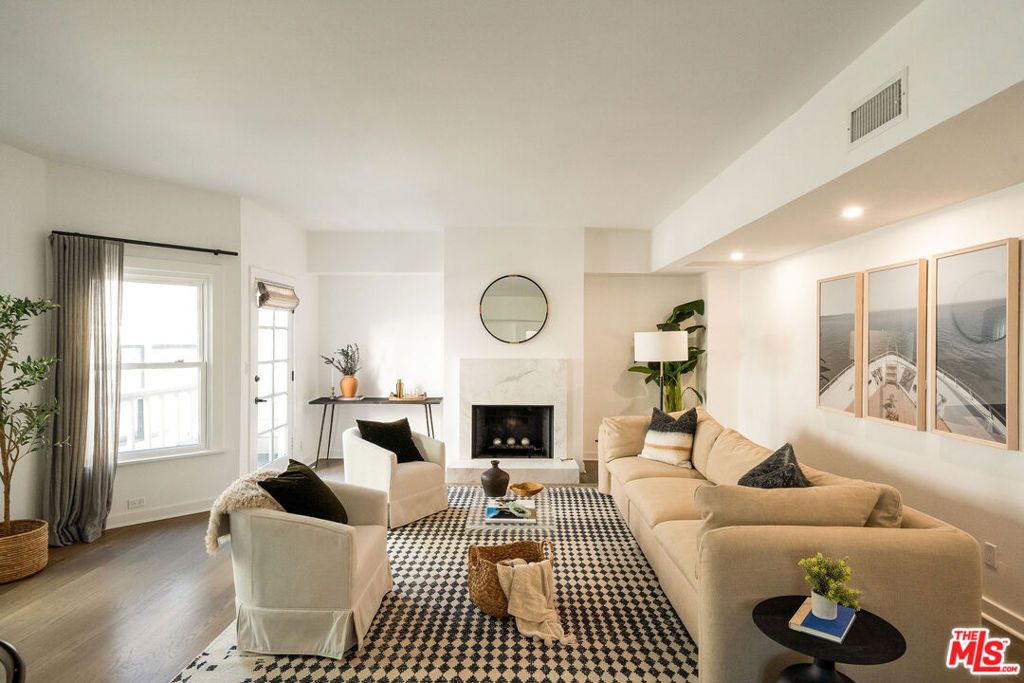 2622 2nd Street 2, Santa Monica, CA 90405