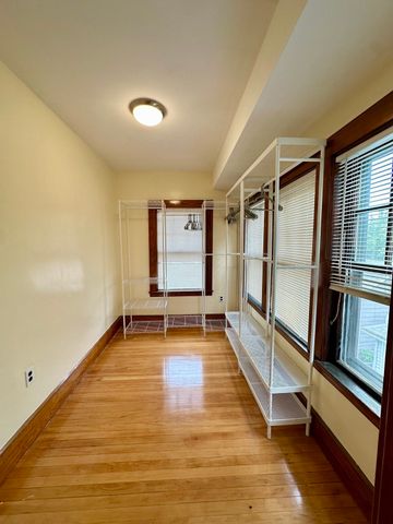 91 Davis St, Quincy, MA 02170
