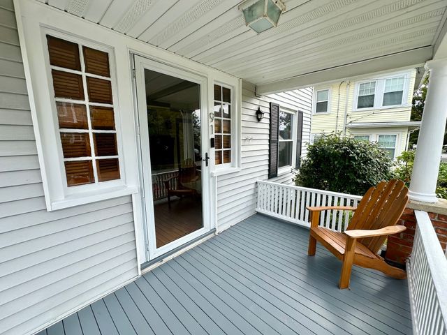91 Davis St, Quincy, MA 02170