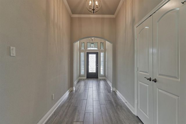 180 Racetrack Lane, Montgomery, TX 77356