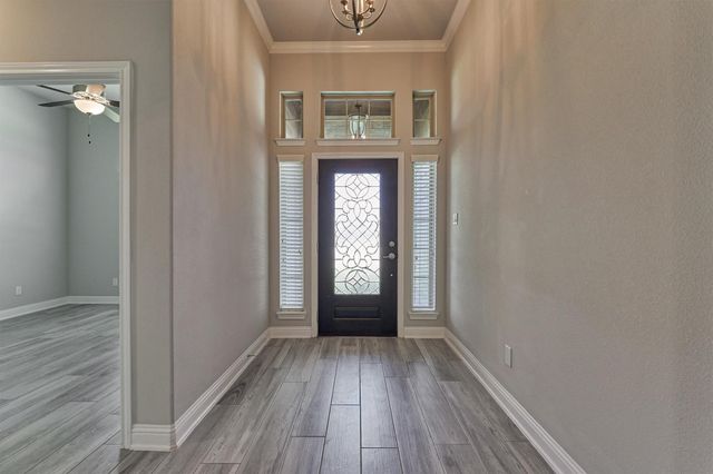 180 Racetrack Lane, Montgomery, TX 77356