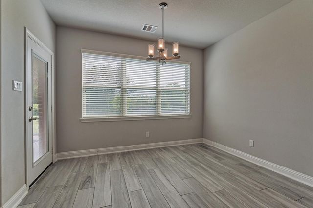 180 Racetrack Lane, Montgomery, TX 77356