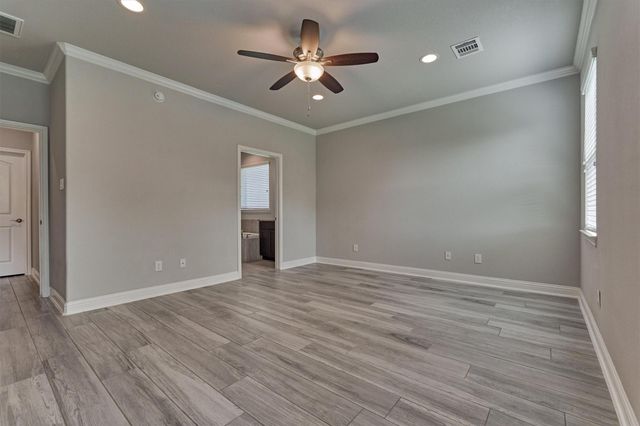 180 Racetrack Lane, Montgomery, TX 77356