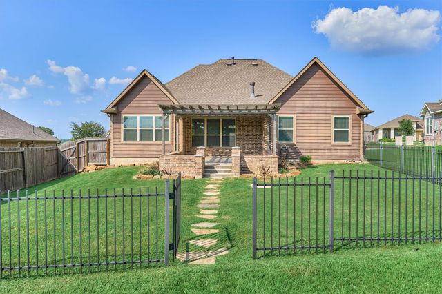 180 Racetrack Lane, Montgomery, TX 77356