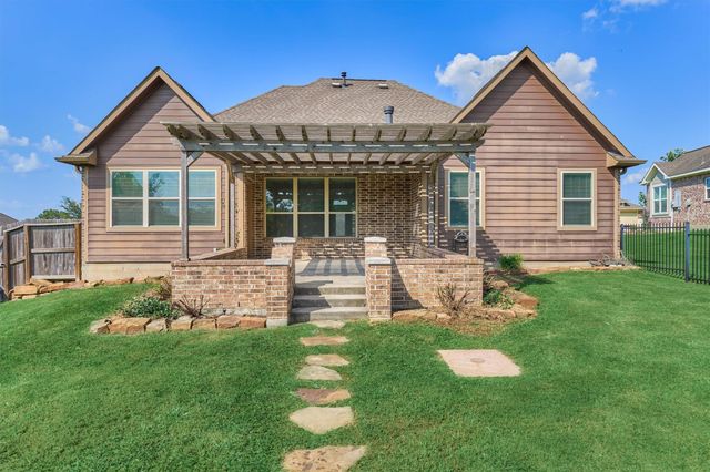 180 Racetrack Lane, Montgomery, TX 77356