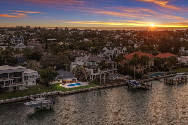 843 NORSOTA WAY, Sarasota, FL 34242