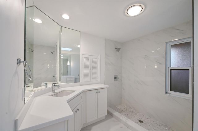 843 NORSOTA WAY, Sarasota, FL 34242